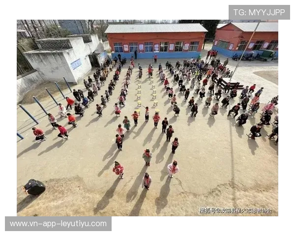 姆巴佩捐赠训练器材给家乡学校,影响力慢慢扩散 姆巴佩捐赠训练器材给家乡学校,影响力慢慢扩散