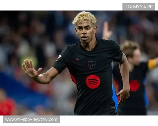 亚马尔分球时机把握精准 亚马尔分球时机把握精准